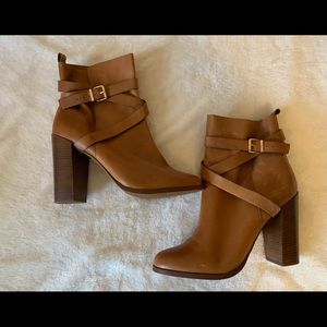 ALDO ankle leather boots